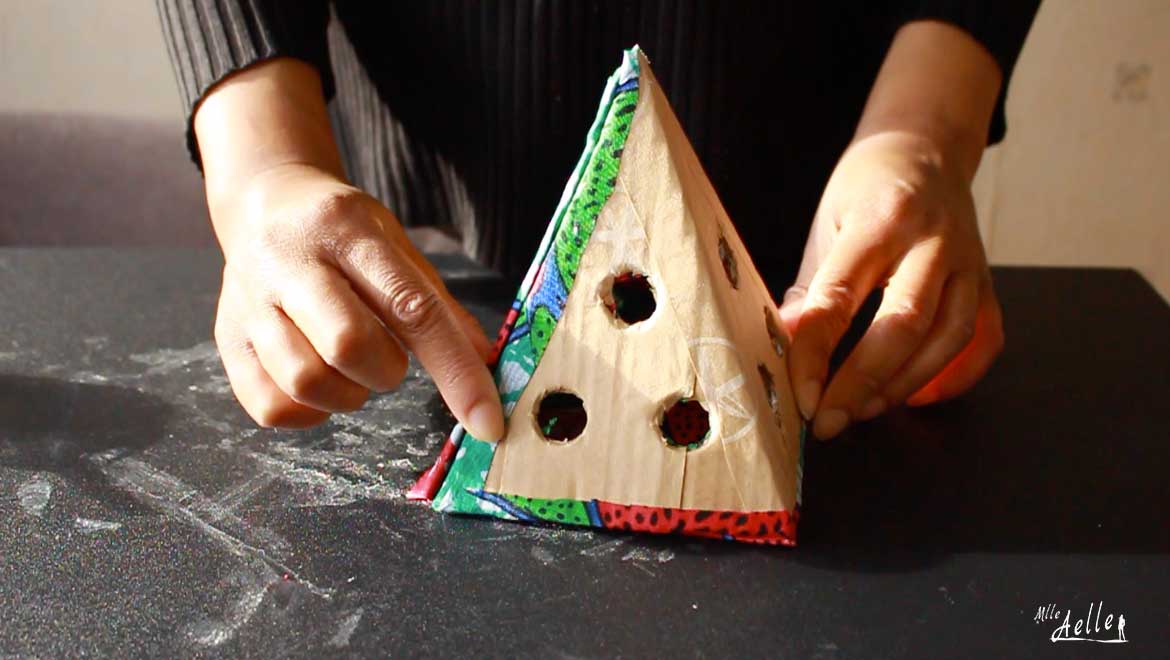 DIY rangement - La pyramide à rouges à lèvres