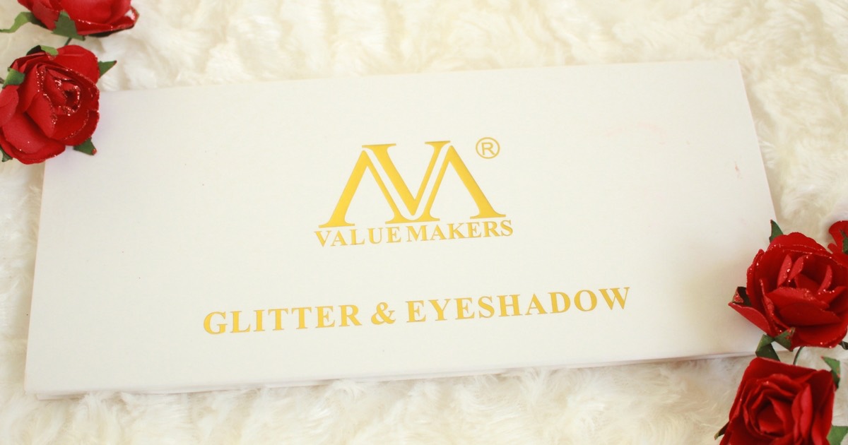 Glitter & Eyeshadow : la Palette parfaite pour un maquillage de fêtes